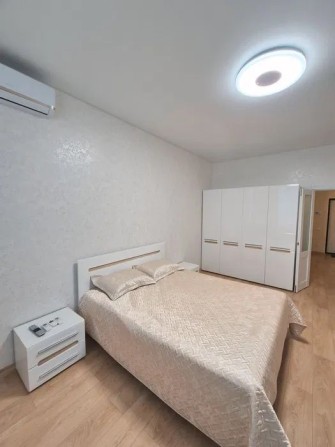 Аренда 2 ком кв ЖК Французский Балкон Вид на море Парк Победы Код1109 - фото 1