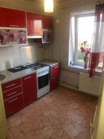 Сдам однокомнатную КВ Улучшенной планир Р-н лысой горы.42 Кв.М.собств - фото 1