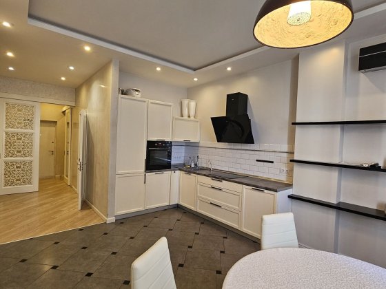 Сдам  2ком+кухня-студия на Французком бульваре Одесса