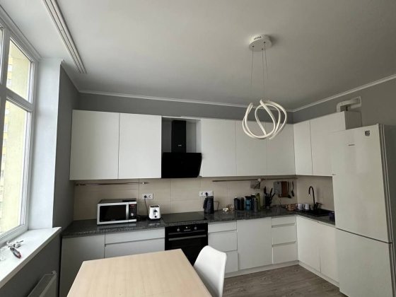 Продаж вул. Калнишевського 6, 2-кім квартири Київ