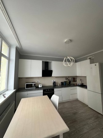 Продаж вул. Калнишевського 6, 2-кім квартири - фото 1