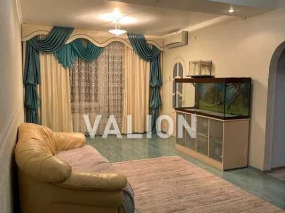 Продаж 3кім. квартири євроремонт, Троєщина, вул. Лаврухіна, ТРЦ Район Киев