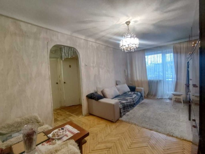 БЕЗ %! 3-кімн. кв-ра, 57,3 кв.м, вул. Будівельників, 4 — Дніпровський - фото 1