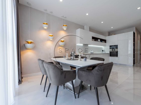 Срочно!Продаж 3кім Драгомирова (Верхогляда) Новопечерські Липки Центр Киев