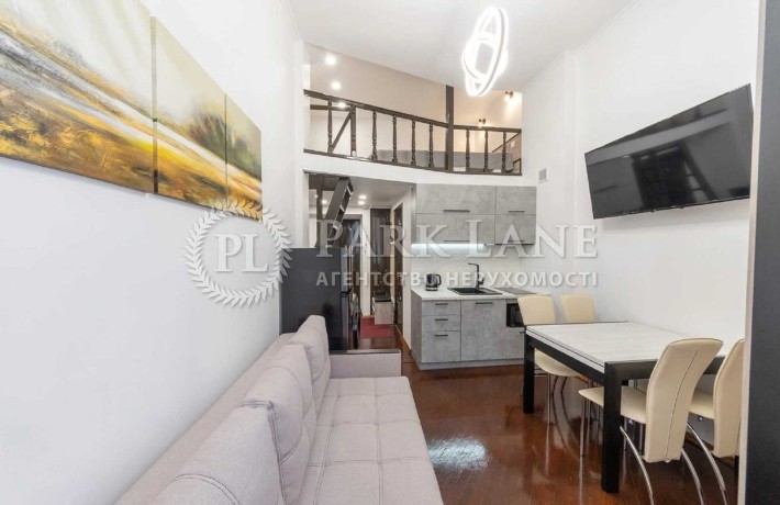 БЕЗ % Музейний провулок 50м2 Майдан Незалежності Хрещатик Грушевського - фото 1