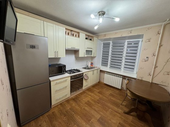 Продажа 1к Лісовий проспект 12А м. Чернігівська та Лісова. Киев