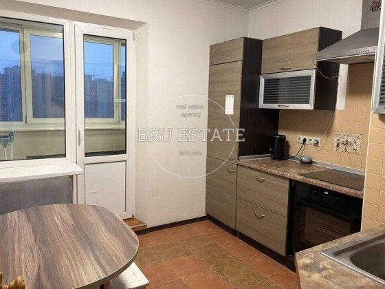 Продам 1к кв Дарницький р-н Позняки Григоренко 18а Київ