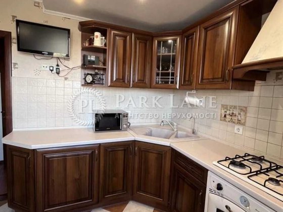 Продам 3к78м2 ремонт пр-т Лобановського 130 Метро Деміївська Київ