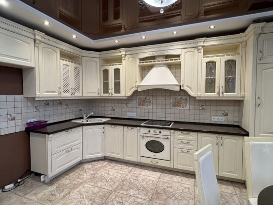 Дворівнева 6-кімантана квартира 190 м² вул. Княжий Затон 11 Киев