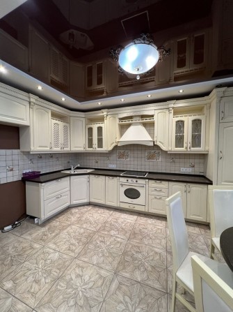 Дворівнева 6-кімантана квартира 190 м² вул. Княжий Затон 11 - фото 1