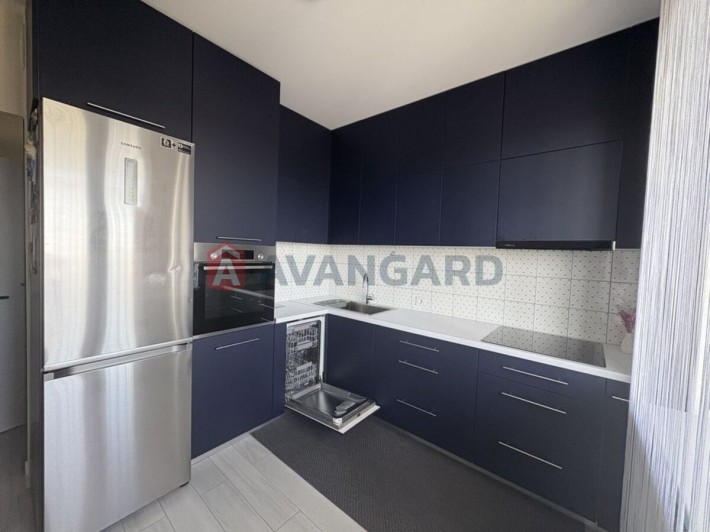 Продам 3-кімнатну квартиру в ЖК «Мега Сіті» - фото 1