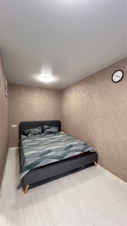 Продаж 1 кім Березняки Русанівка з ремонтом - фото 1