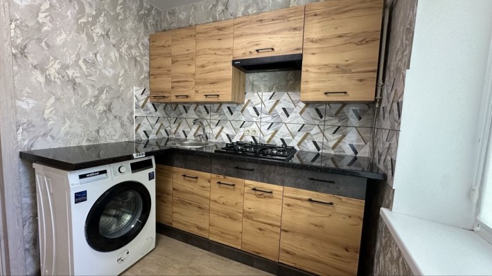 30м2 Новий капітальний ремонт Мілютенко метро Чернігівська - фото 1