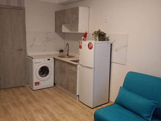 Продам свій смарт на Литовському проспекті Київ