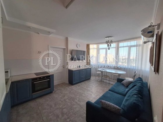 Продам 101м 3 кім 4 сезони метро Васильківська Київ