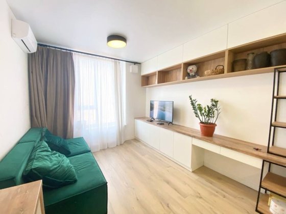 Продам квартиру (смарт) ЖК Комфорт таун, з ремонтом, 55000 Київ