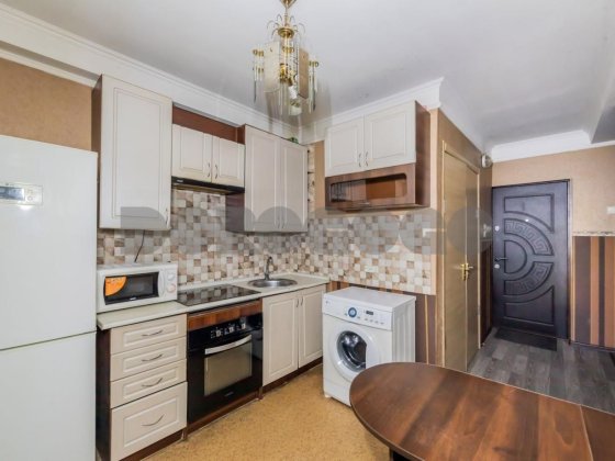 Продаж 1к, Оболонський 43а, 1 поверх з прибудовою, 36м2 Київ