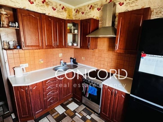 Метро Теремки. Продам 3к Академіка Заболотного вул., 46 Киев