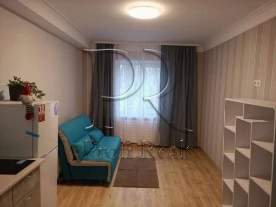 Продаж 1 кімн. квартири за адресою Мінський проспект 6А з ремонтом Київ