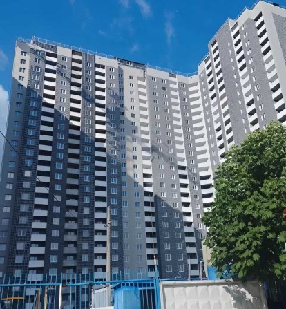 Продам 1к. кв. 42.93м, ЖК «Деснянський», вул. Електротехнічна, 43 (2б) - фото 1