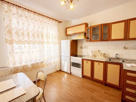 Продаж 1 кім квартири Позняки Русової 7 Дарницький біля озер Київ