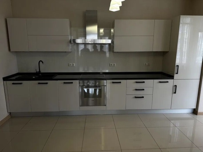 ПРОДАЖА 4 кімнатної квартири вул. Леси Украинки 7Б. - фото 1