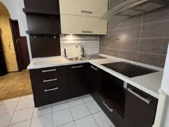 БЕЗ% продам 1к квартиру Оболонський пр. 31 КАПРЕМОНТ Метро Мінська 4хв Киев