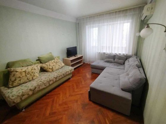 Продаж 1-кім гарна квартира, 14 хв пішки метро Дарниця, найкраща ціна! Киев