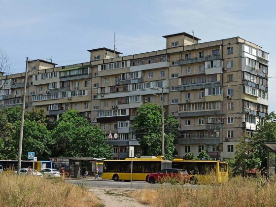 Продам 3х кімнатну квартиру на Лісовому масиві Киев