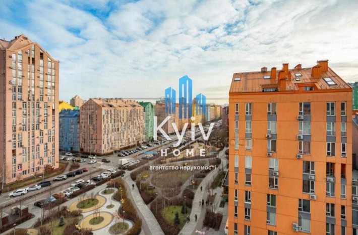 Продаж квартири, 2 кімнатна, ЖК Комфорт Таун, двоповерхова, з ремонтом - фото 1