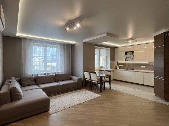 Оренда 2 кім квартири + кухня вітальня Львів