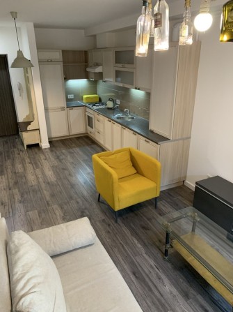 Бельгійське містечко. 2 кімнати (студія +1) з великою терасою. Форум - фото 1