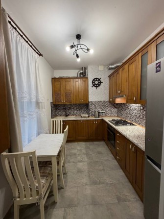 Оренда 2 кім. квартири + кухня-вітальня вул. Площа Липнева - фото 1