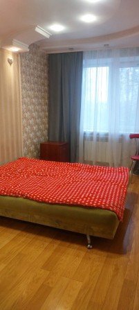 Сдаю 2х ком квартиру ул Ильфа и Петрова - фото 1