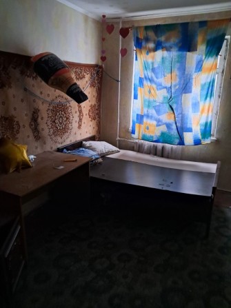 Сдам свою 3 к кв на коммунальном рынке - фото 1