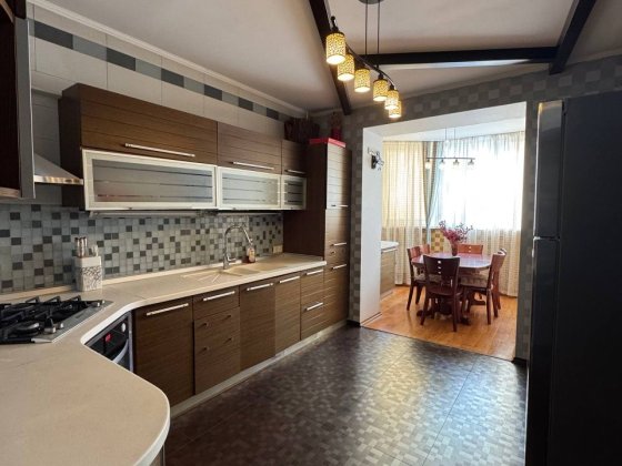 Сдам 3-комн квартиру в ЖК " Вернисаж"/ Костанди. АГВ Одесса