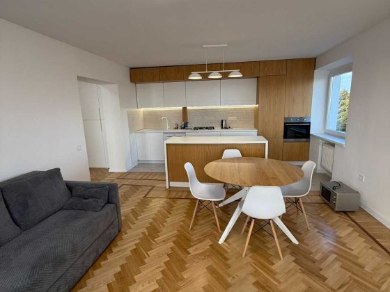 Оренда 2 кім квартири + кухня-вітальня, вул Кривчицька Дорога Львів