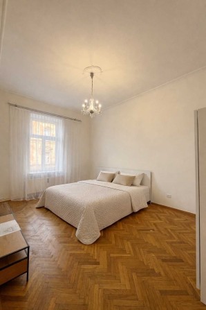 Оренда просторої квартири по вул. Героїв УПА. Кухня-студія + спальня. - фото 1