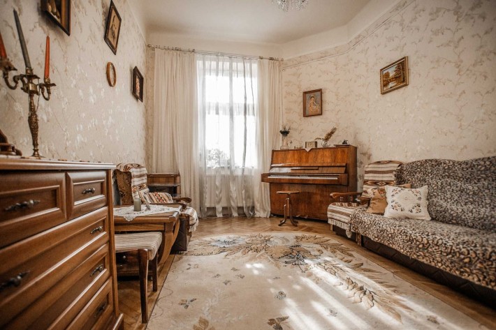 Оренда центр 2-кім вул.Глібова - фото 1