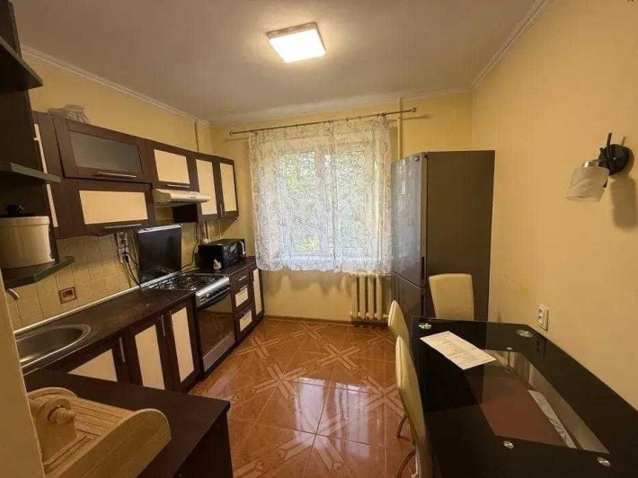 Пропозиція оренди 2 кім. квартири по вул. Сихівська (Центр Довженка) - фото 1