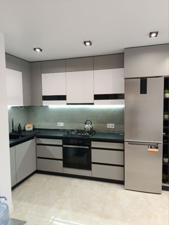 Довготривала оренда квартири з гардеробом ЖК Авалон Зелена - фото 1