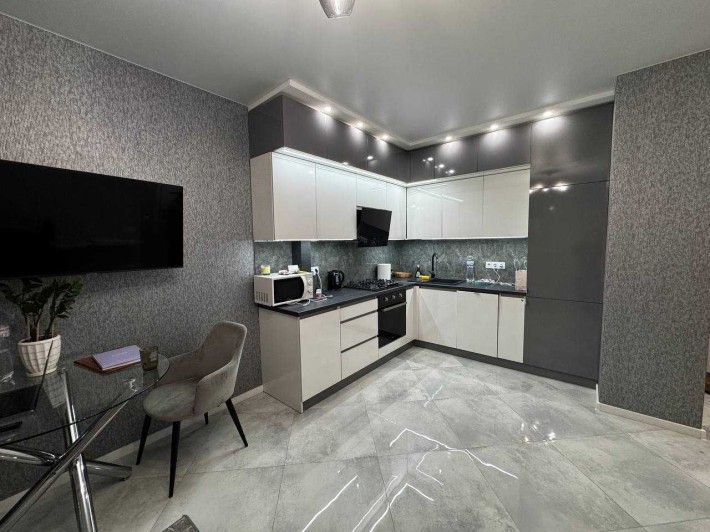 Оренда затишної та світлої 1-кімнатної квартири вул. Липинського - фото 1