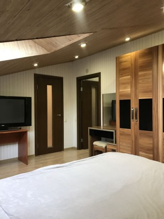 Сдам  свою ,уютную квартиру без комисииДача Ковалевского - фото 1