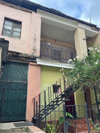 Сдаётся 2 ком. квартира на Средней - фото 1