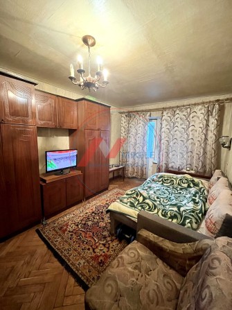 Без % Продаж 3к, 2 поверх, 57м2 Будівельників 12, метро Дарниця 10хв - фото 1