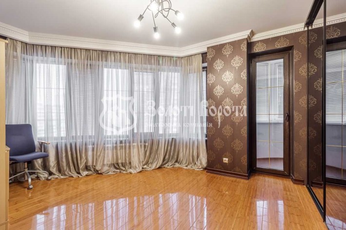 Квартира, 4к. Євроремонт. вул. Мішуги, 2, Осокорки, Дарницький район - фото 1