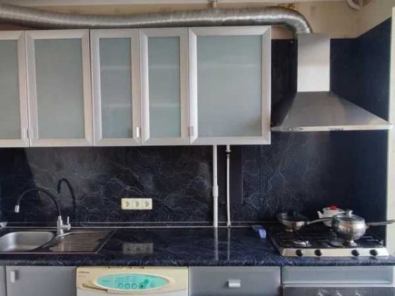 Гарна 1-кімнатна квартира з видом на Русанівський канал Київ