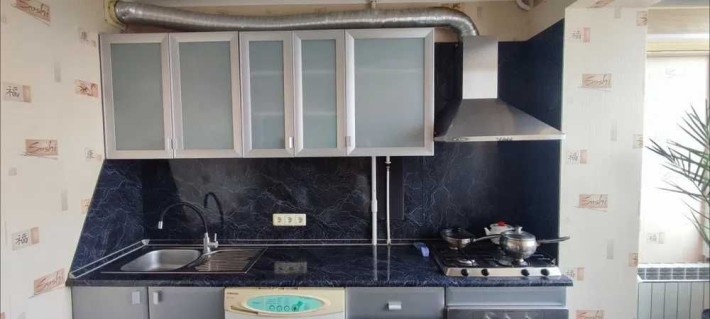 Гарна 1-кімнатна квартира з видом на Русанівський канал - фото 1