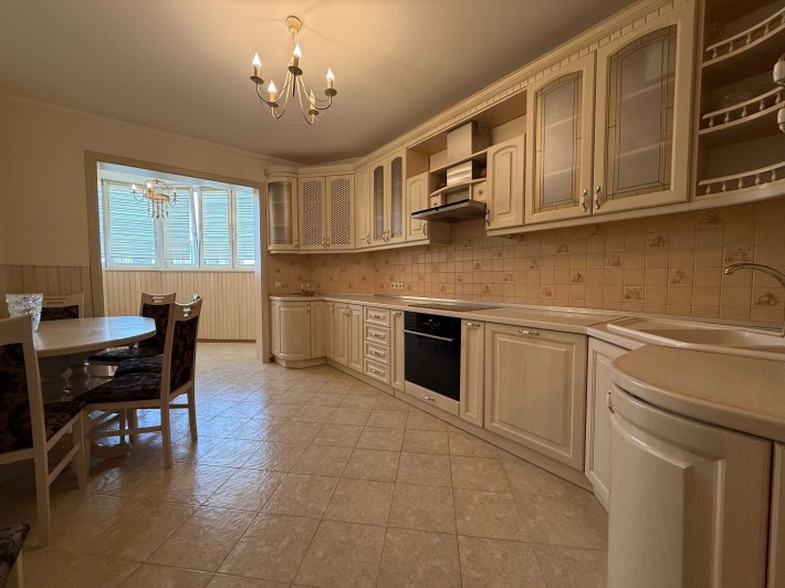 4-кімн. 133кв.м, вул. Срібнокільська  22, метро Осокорки, Рівер Молл - фото 1