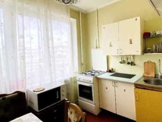 3-кімнатна квартира по вул. Олександра Архипенка Київ